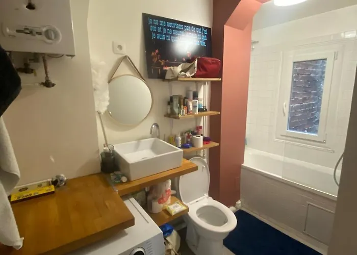 아파트 Quiet 2-room In